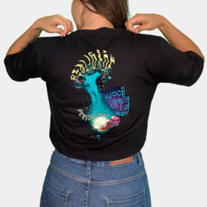 CAMISETA CROPPED PEIXES: SONHADOR DA REALIDADE